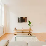 Two-bedroom Flat In The Centre Of *