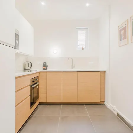 Two-bedroom Flat In The Centre Of Туркуэн